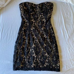 Strapless lace body con dress